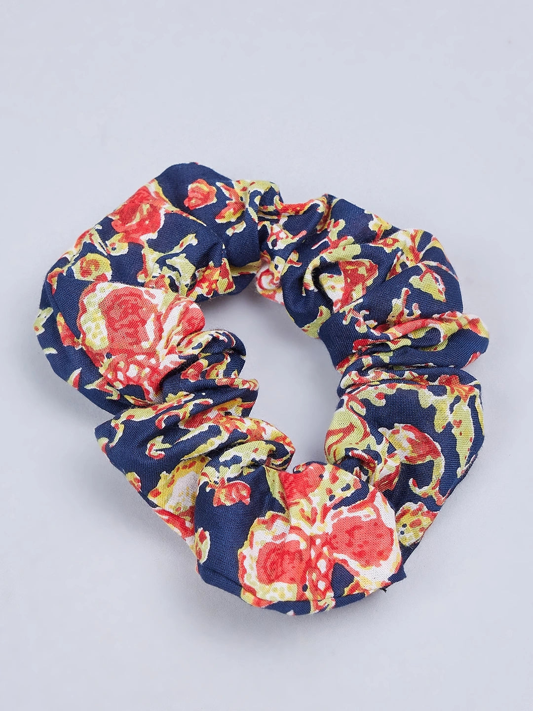 winered-women-navy-blue-border-print-co-ord-set