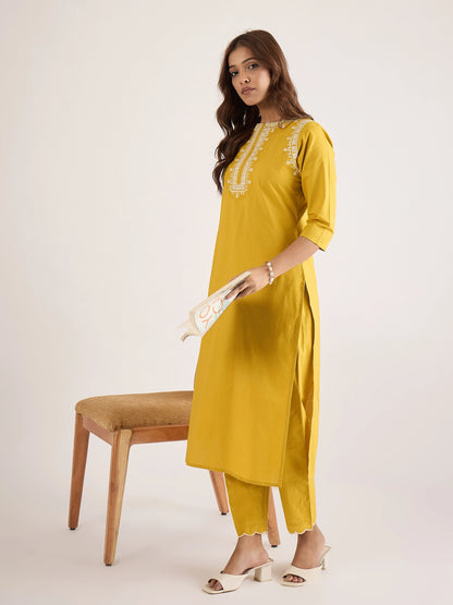 Women's Embroidered straight kurta set