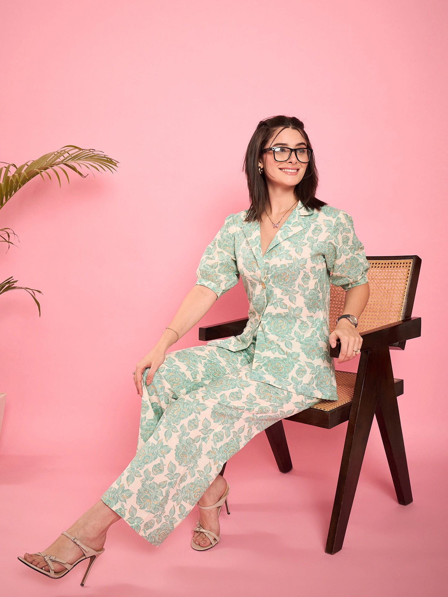 women-off-white-floral-printed-blazer-with-pant-co-ord-set