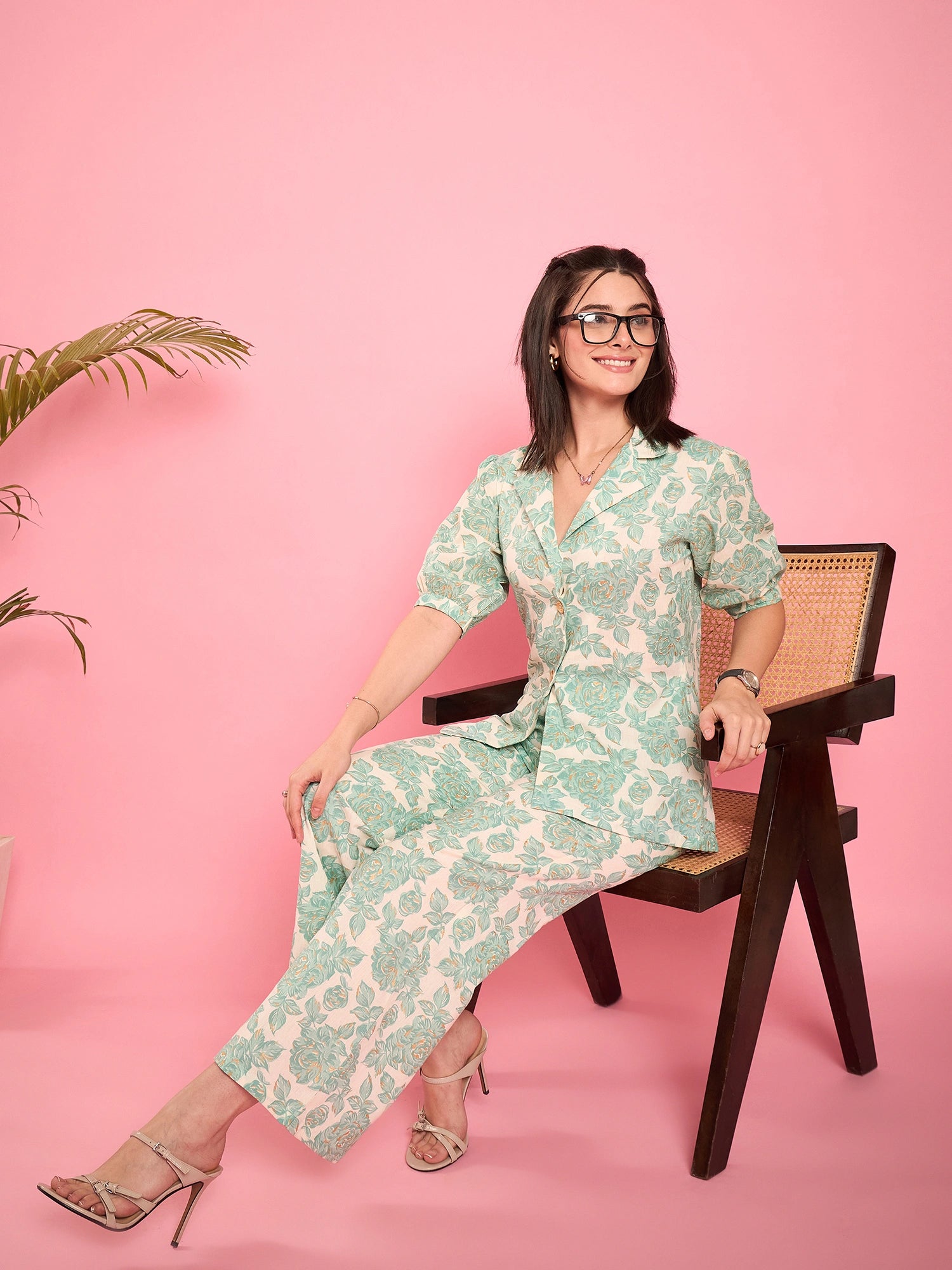 women-off-white-floral-printed-blazer-with-pant-co-ord-set