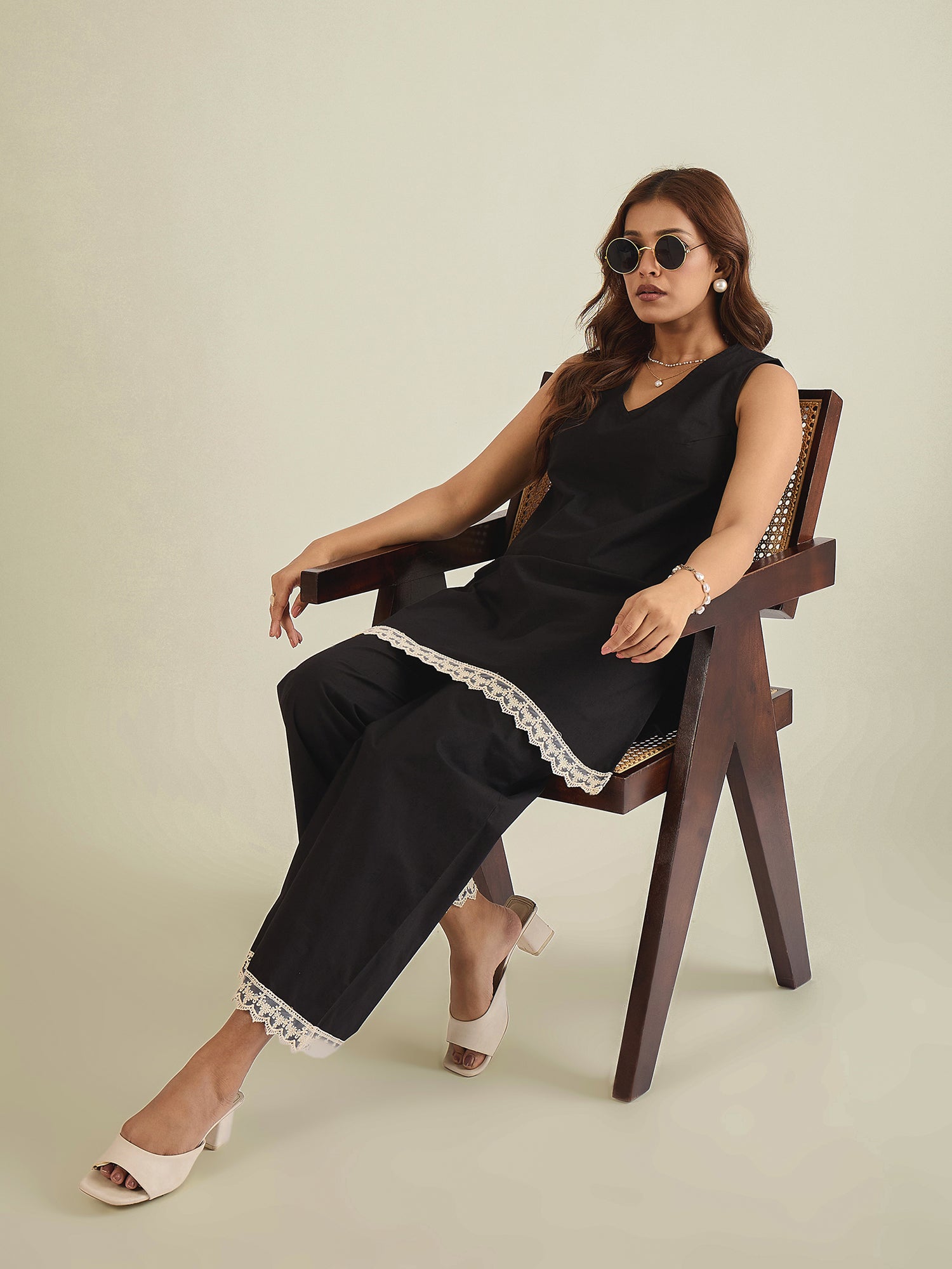 women-black-cotton-poplin-lace-detailed-tunic-with-pant-co-ord-set