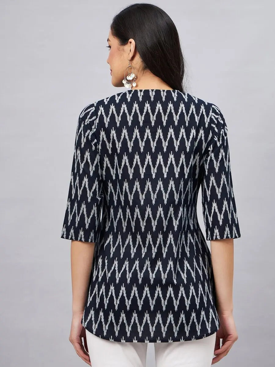 winered-women-black-and-white-summer-tunic-tops-ikat-print-front-opening