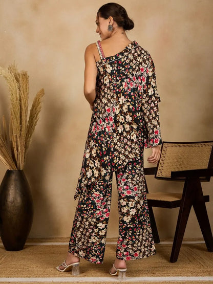 winered-woman-black-one-shoulder-strap-co-ord-set