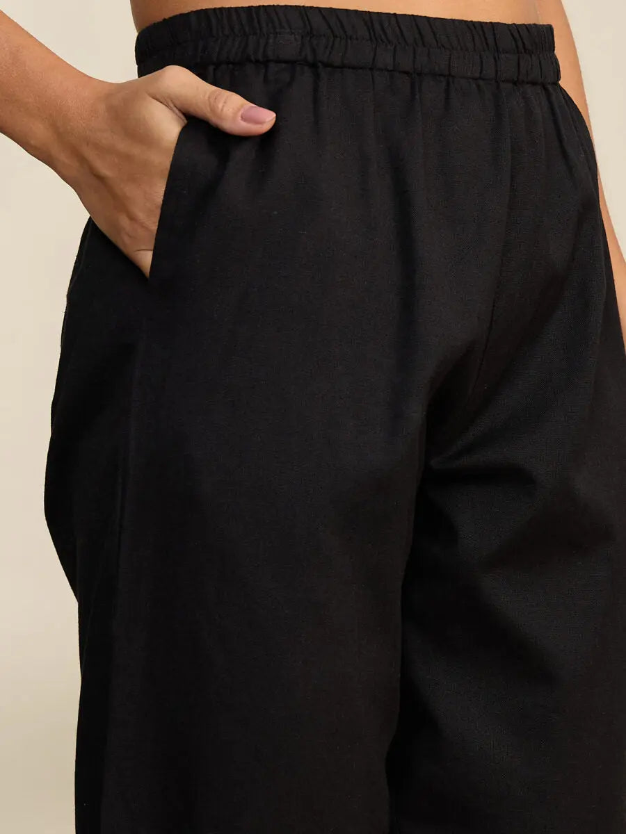 winered-woman-black-mirror-embroidery-kurta-with-dupatta-set