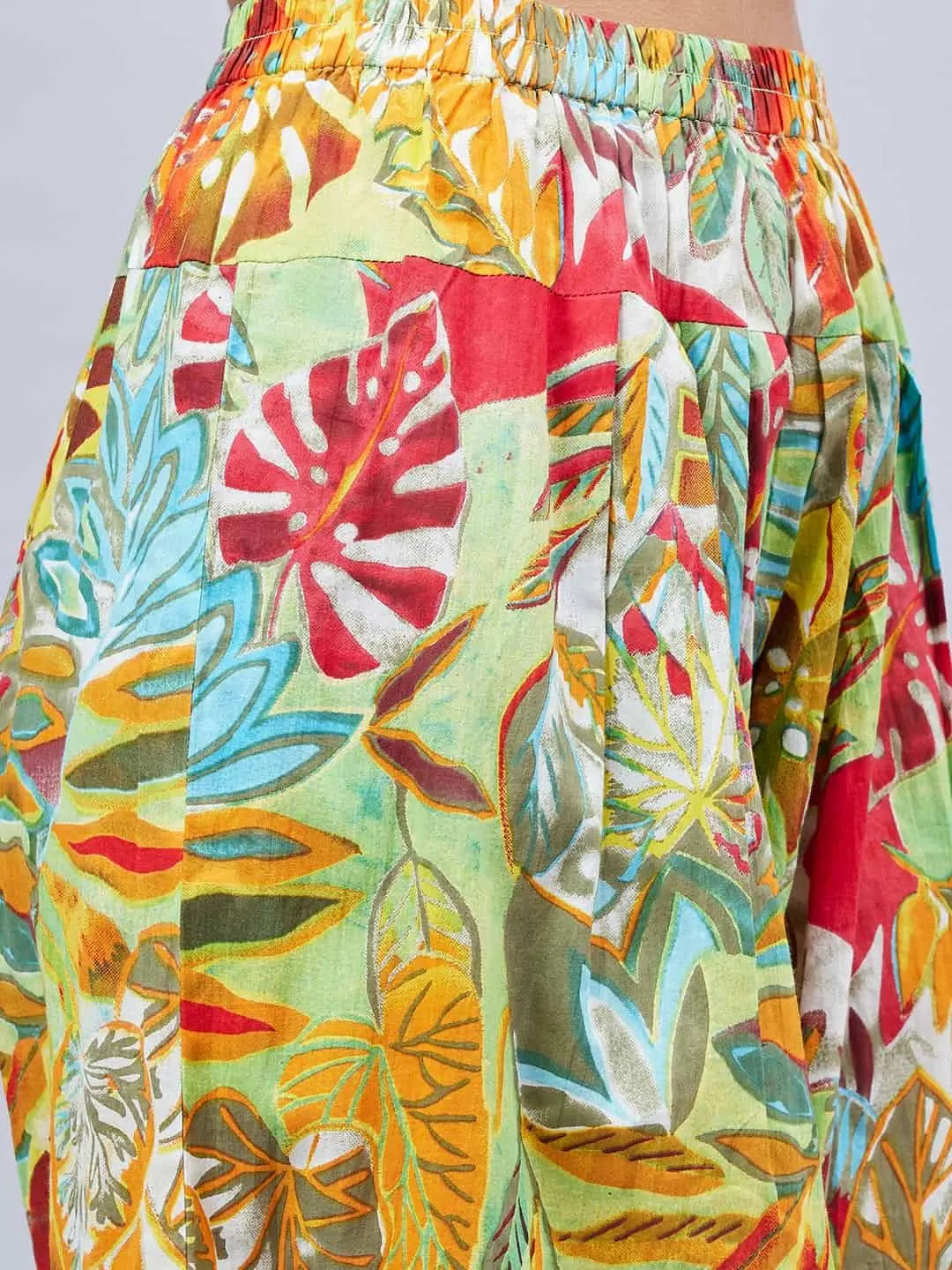 winred-woman-multicolour-printed-v-neck-co-ord-set