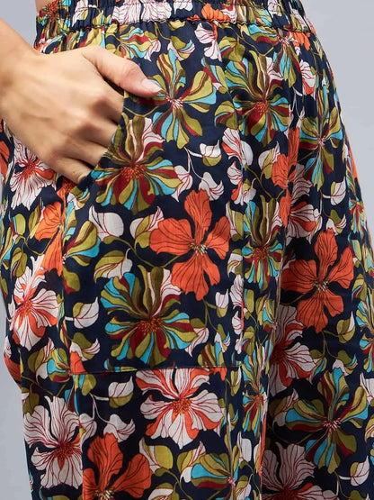 winered-woman-navy-blue-floral-print-schiffli-detailing-co-ord-set