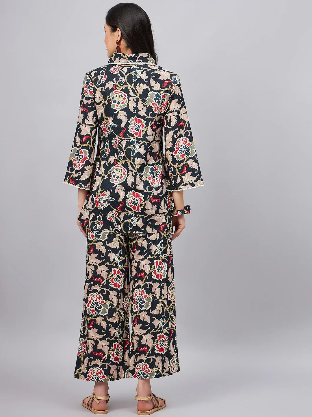 winered-woman-black-botanical-print-longline-co-ord-set