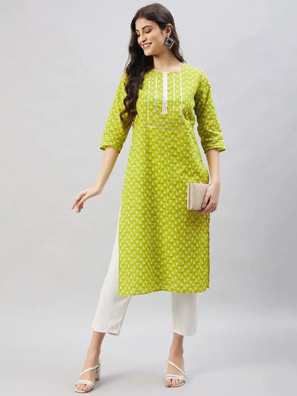 winered-women-green-paisley-print-mirror-embroidery-straight-kurta