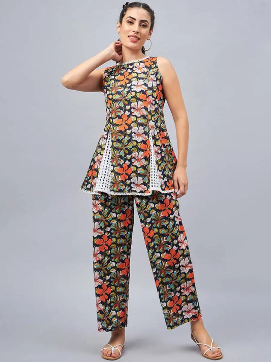 winered-woman-navy-blue-floral-print-schiffli-detailing-co-ord-set