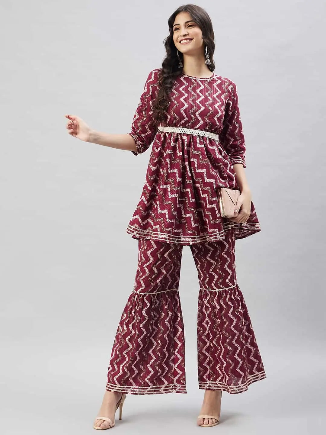 winered-woman-maroon-chevron-print-self-belt-sharara-set