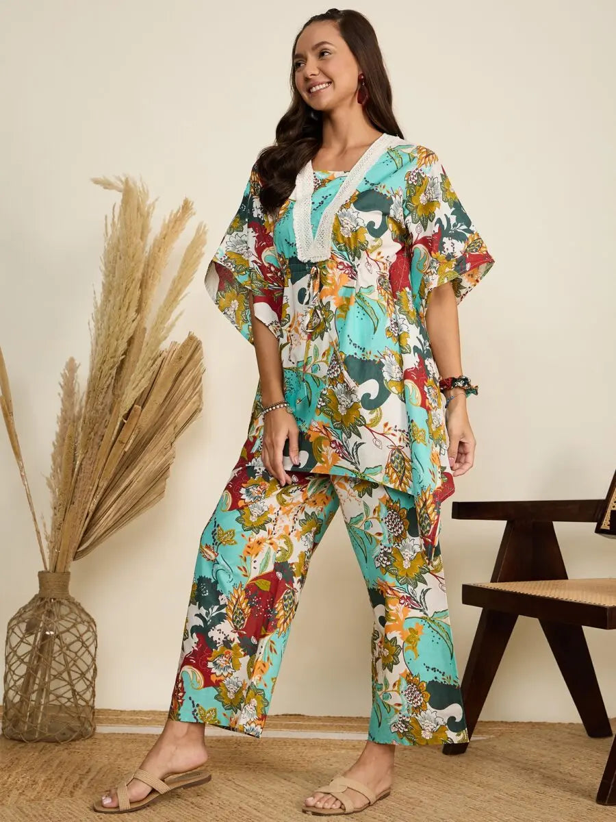 winered-woman-lace-detailing-kaftan-set