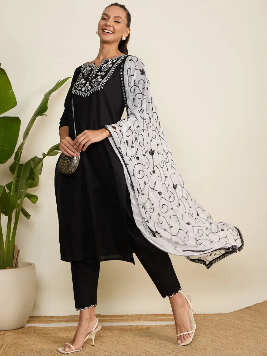 winered-woman-black-mirror-embroidery-kurta-with-dupatta-set