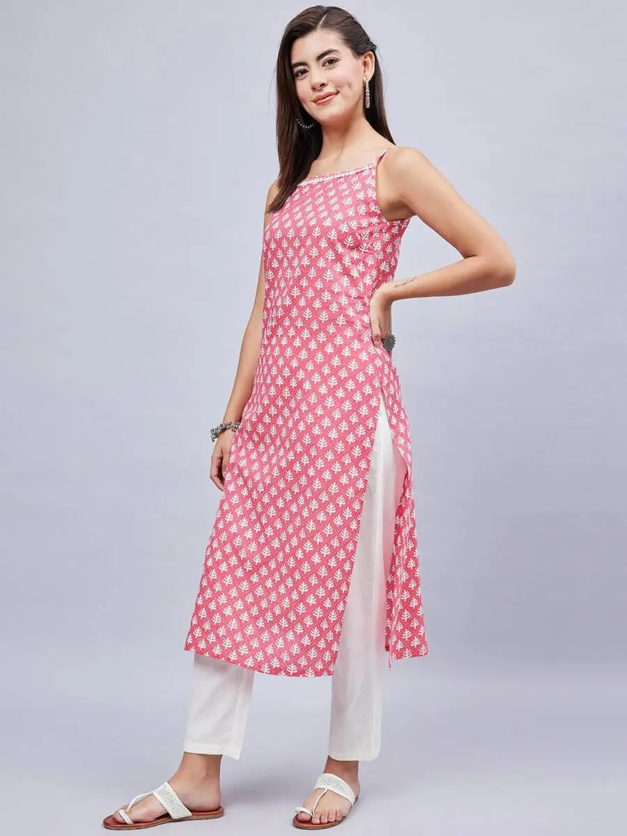winered-women-pink-and-white-geometric-print-strap-kurta