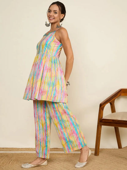 winered-woman-printed-stripes-strap-co-ord-set