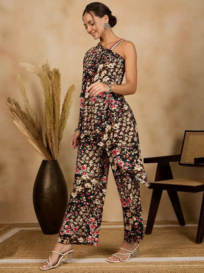 winered-woman-black-one-shoulder-strap-co-ord-set