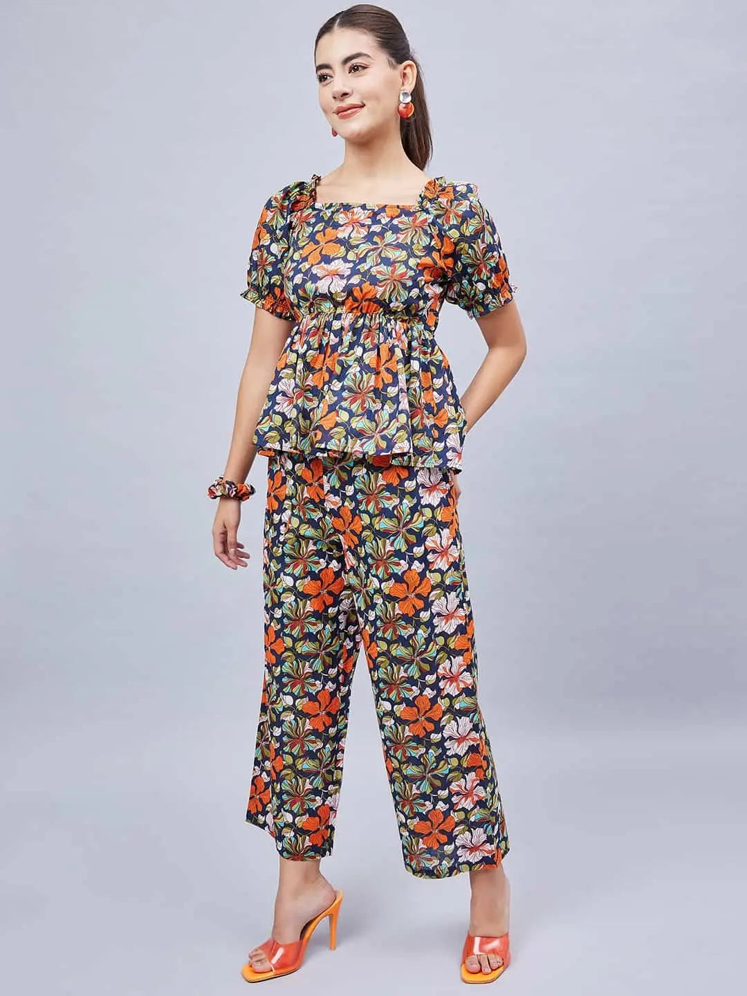 winered-woman-navy-blue-printed-back-tie-up-co-ord-set