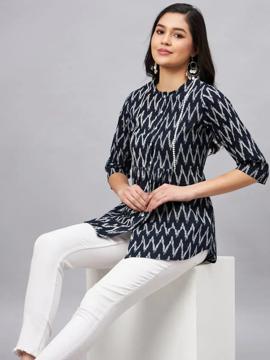 winered-women-black-and-white-summer-tunic-tops-ikat-print-front-opening