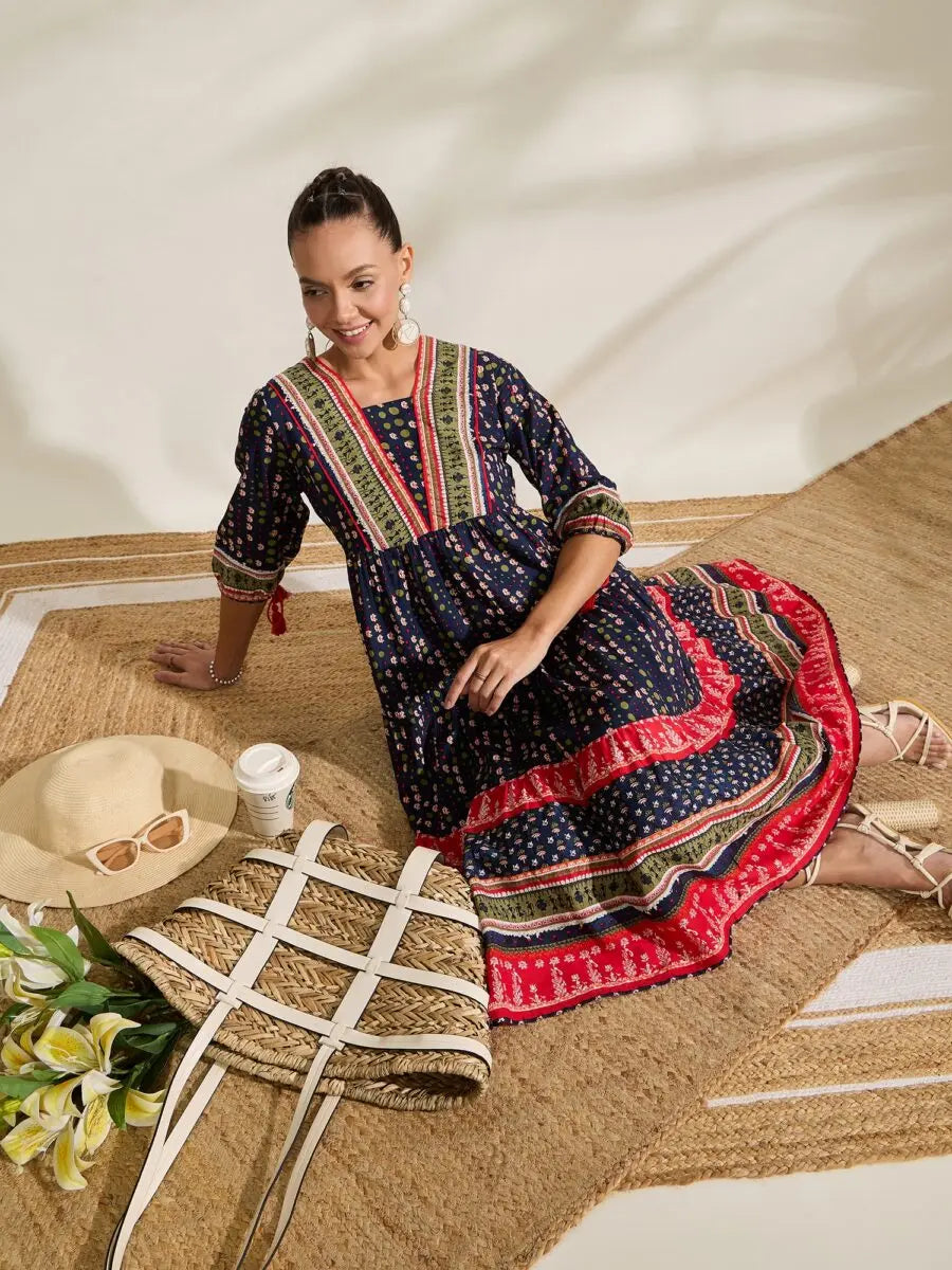 winered-women-blue-placement-print-tiered-dress