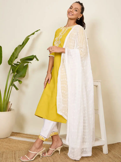 winered-woman-embroidered-yellow-kurta-white-pant-dupatta-set
