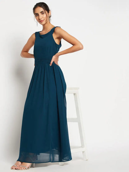 winered-woman-georgette-solid-flared-dress