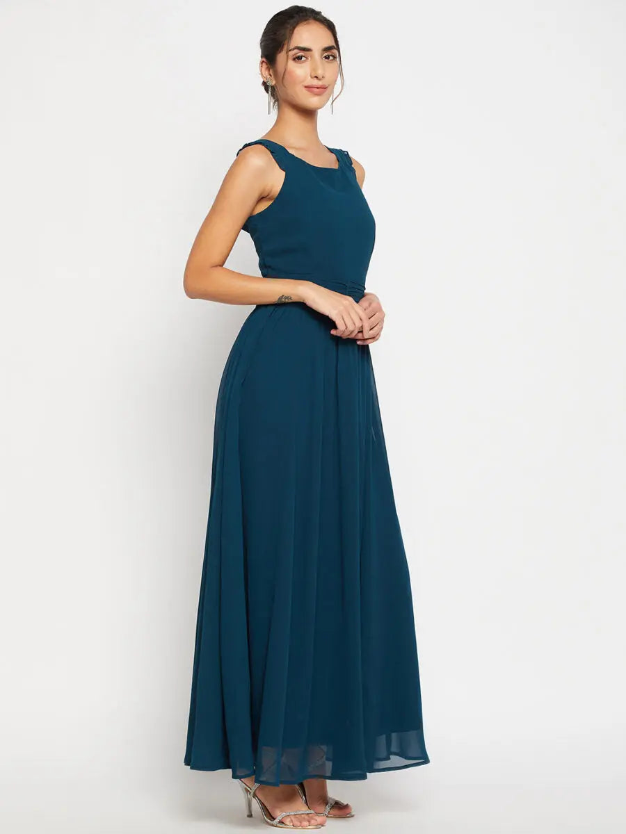 winered-woman-georgette-solid-flared-dress