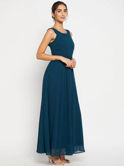 winered-woman-georgette-solid-flared-dress