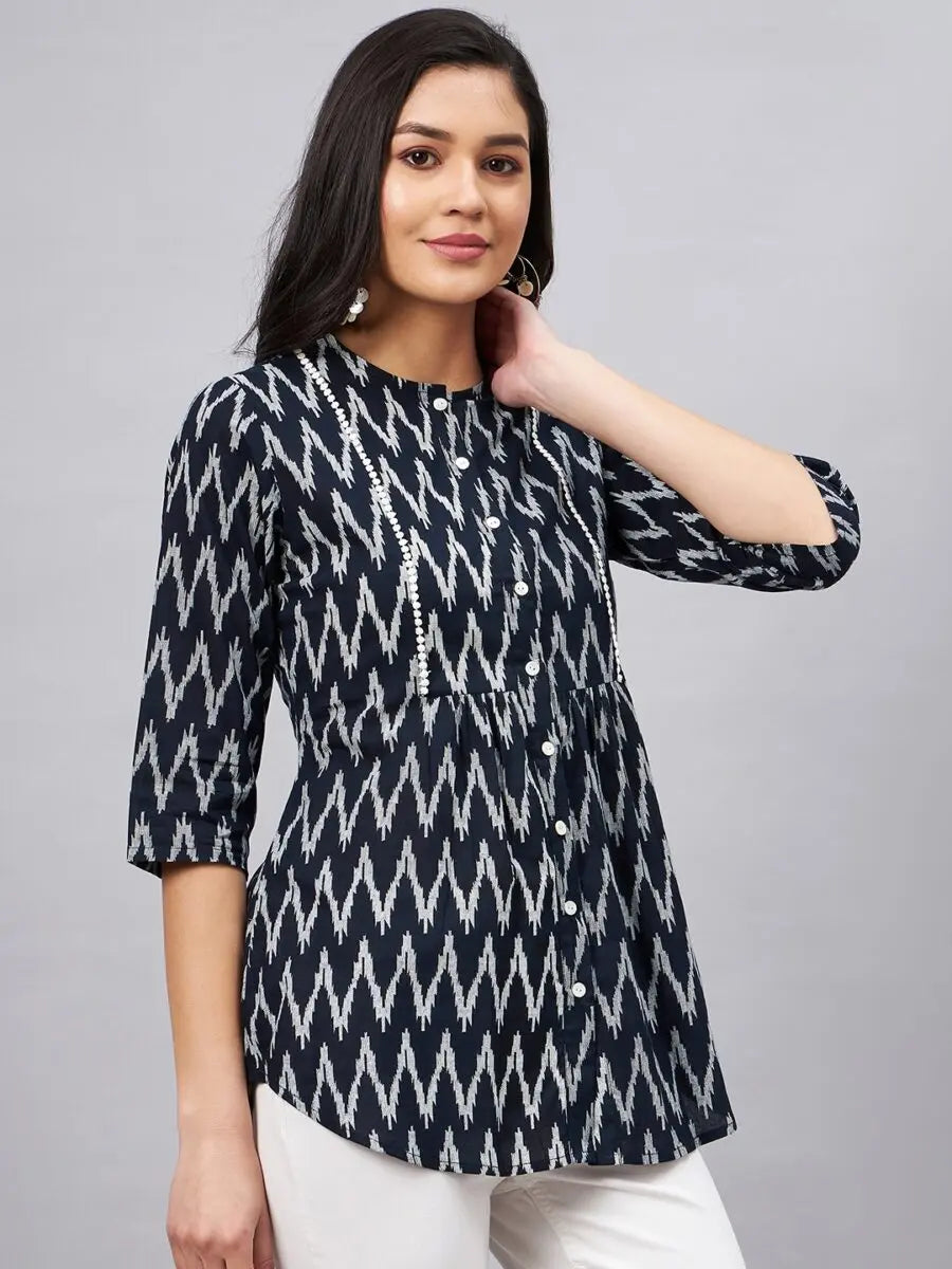 winered-women-black-and-white-summer-tunic-tops-ikat-print-front-opening