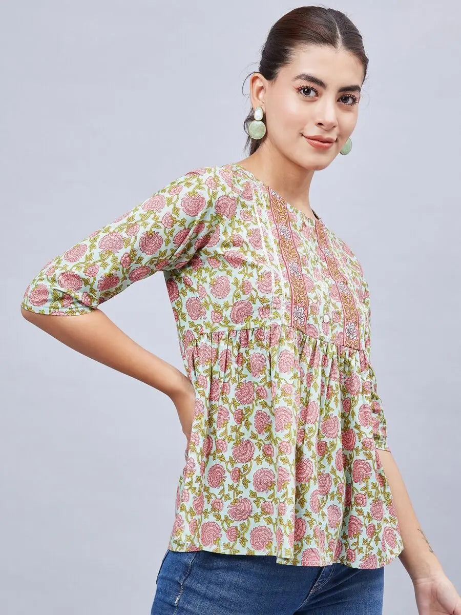 winred-women-green-floral-printed-top