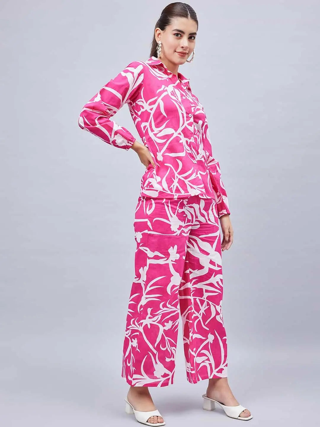 winered-women-pink-printed-front-opening-co-ord-set