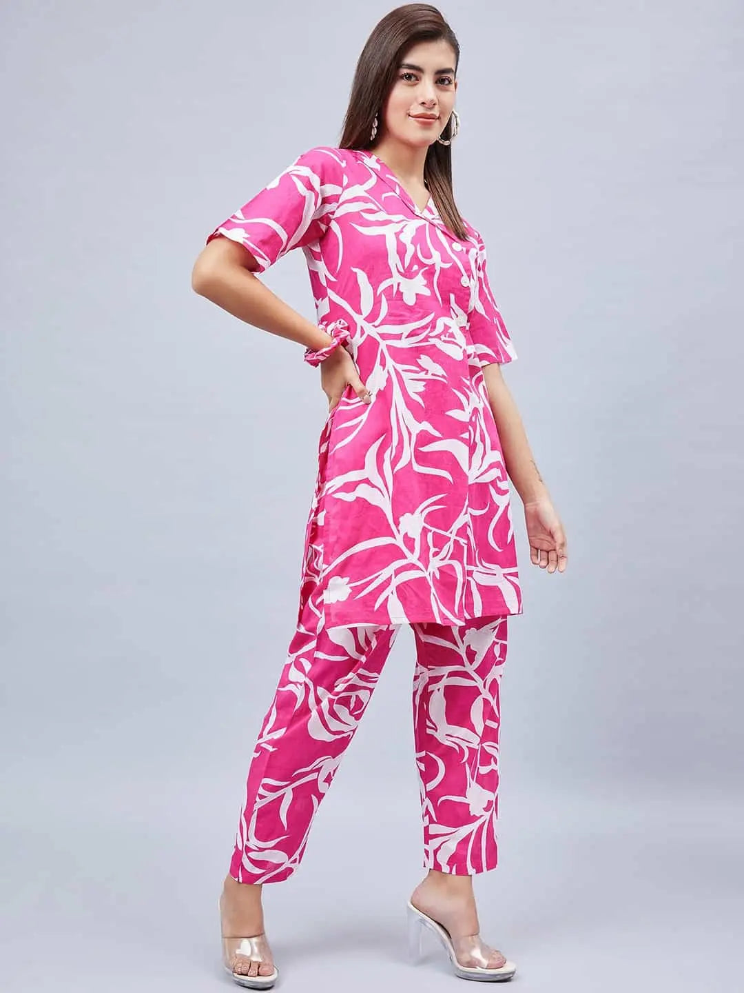 winered-woman-pink-printed-blazer-style-co-ord-set