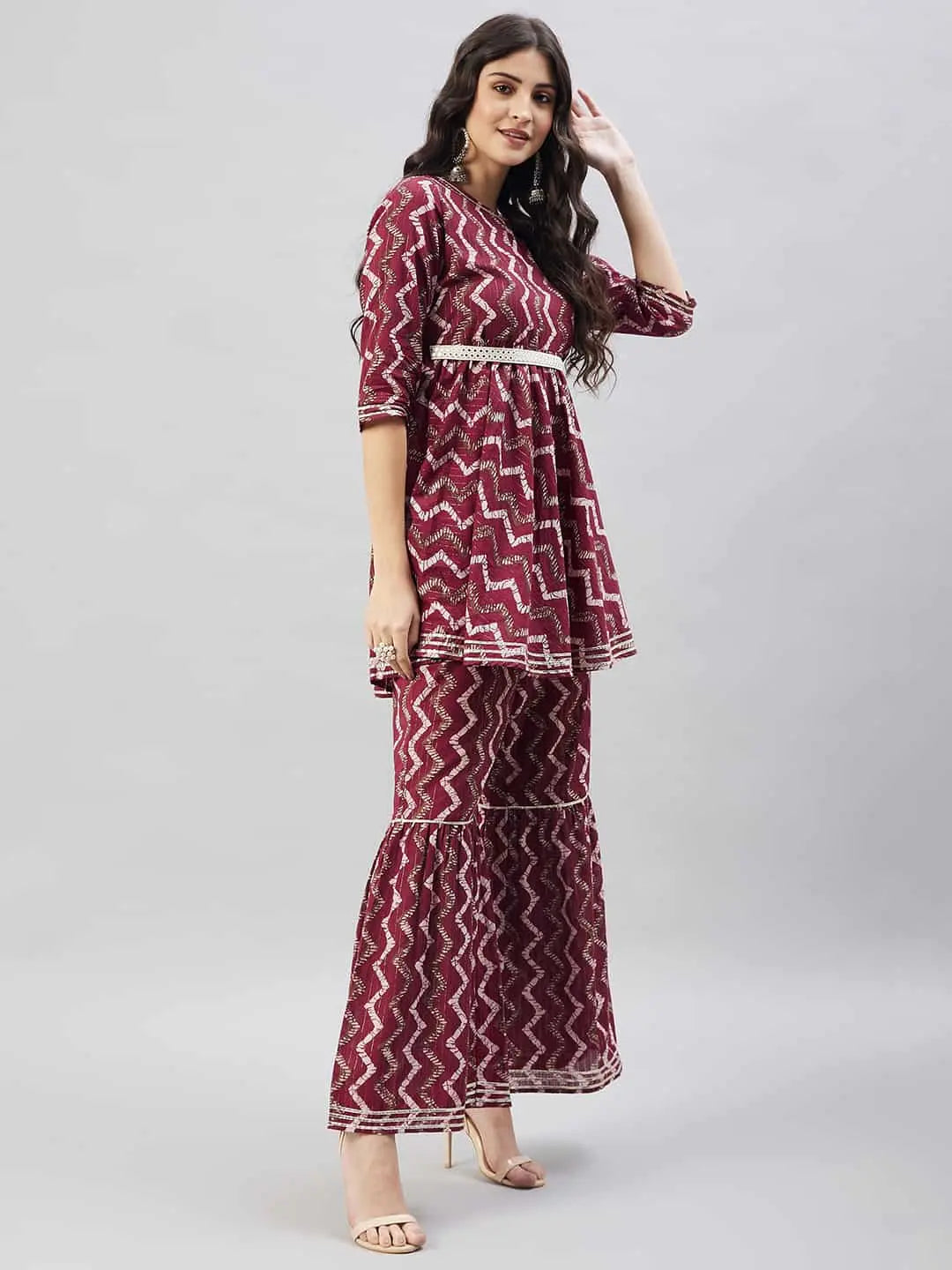 winered-woman-maroon-chevron-print-self-belt-sharara-set