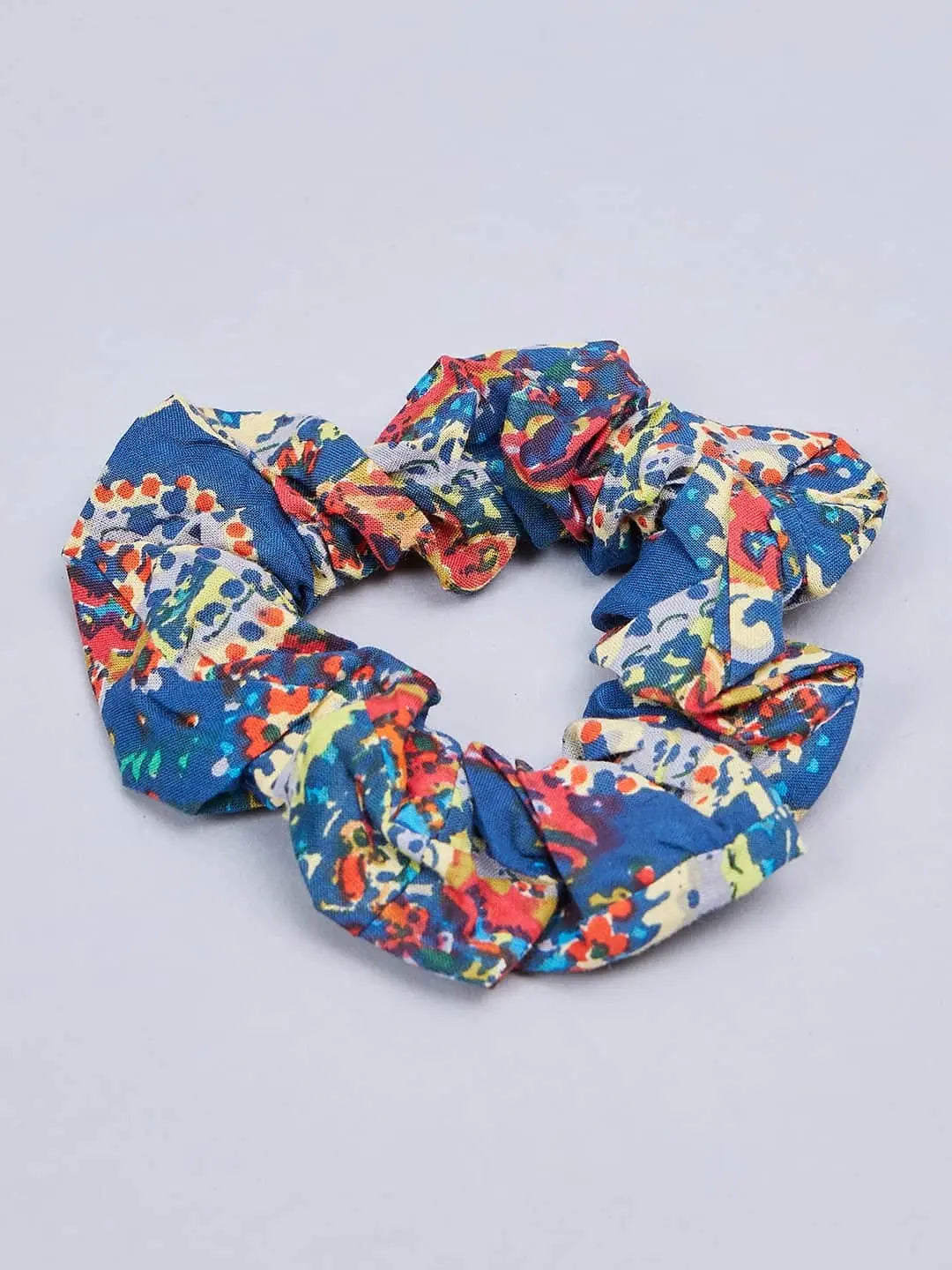 winered-woman-blue-paisley-print-hi-low-coord-set