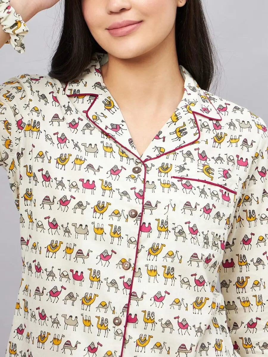 winered-woman-lapel-collared-camel-print-night-suit-with-piping