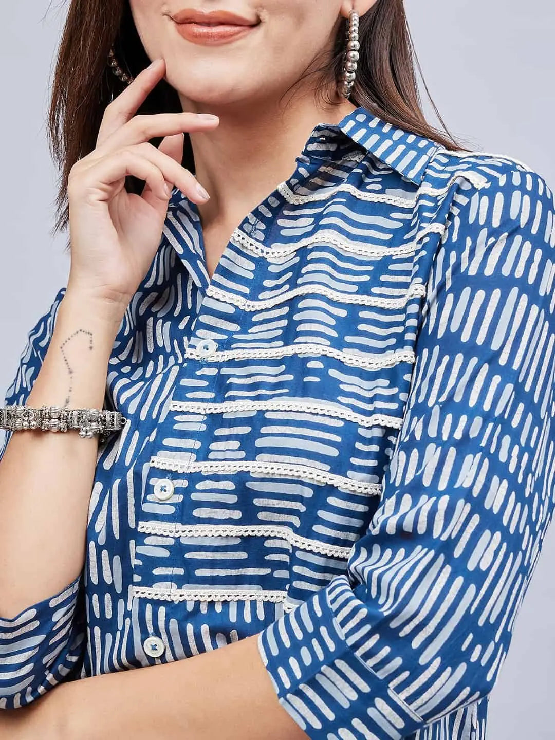 winered-woman-blue-printed-stripe-oversized-ethnic-fashion-co-ord-set