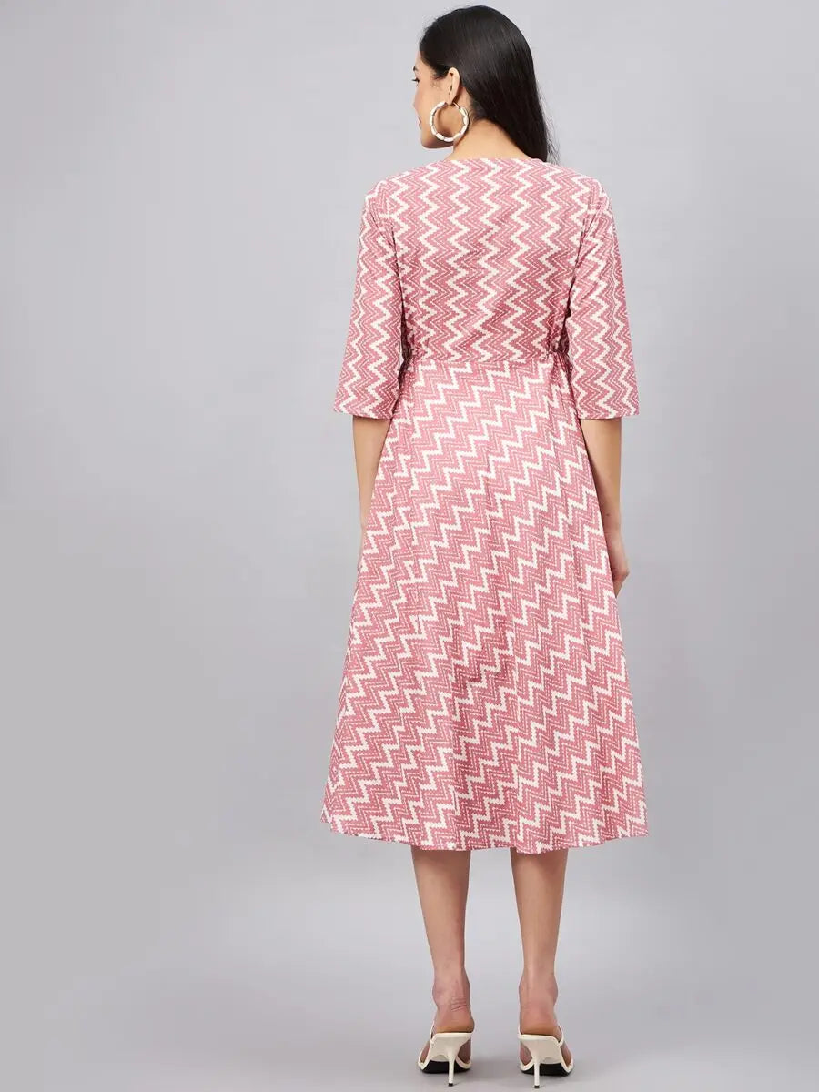 winered-pink-zigzag-print-front-knot-dress