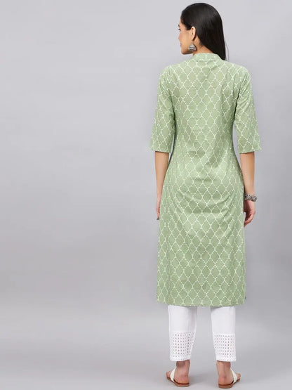 winered-women-green-printed-band-collar-front-slit-kurta-2