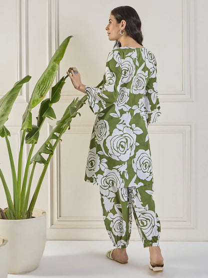 winered-women-green-neck-sleeve-lace-detailing-co-ord-set