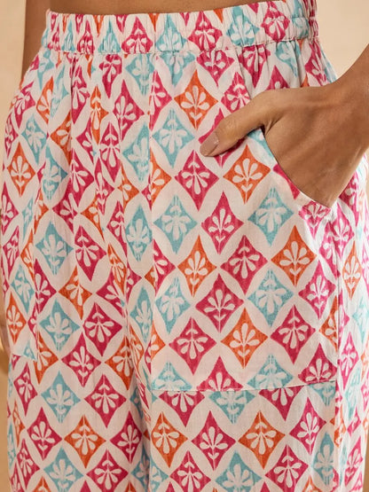 winered-woman-one-shoulder-geometric-print-co-ord-sets