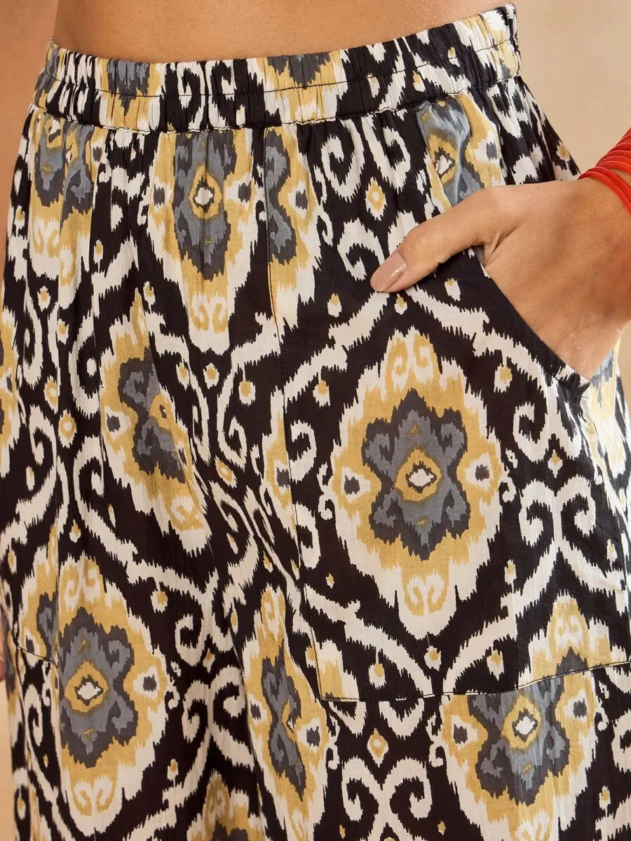 winered-woman-black-geometric-print-front-opening-co-ord-set