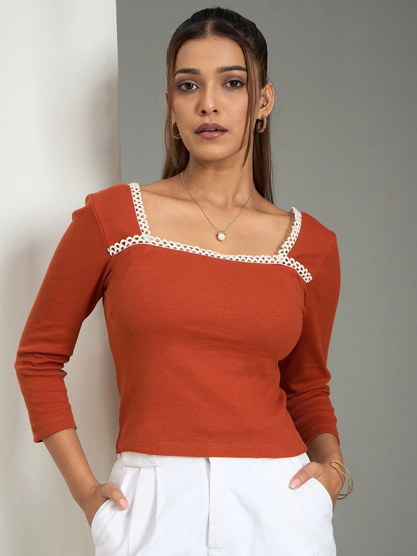 Women Sqare Neck Contrast Trim Long Sleeve Ribbed Top