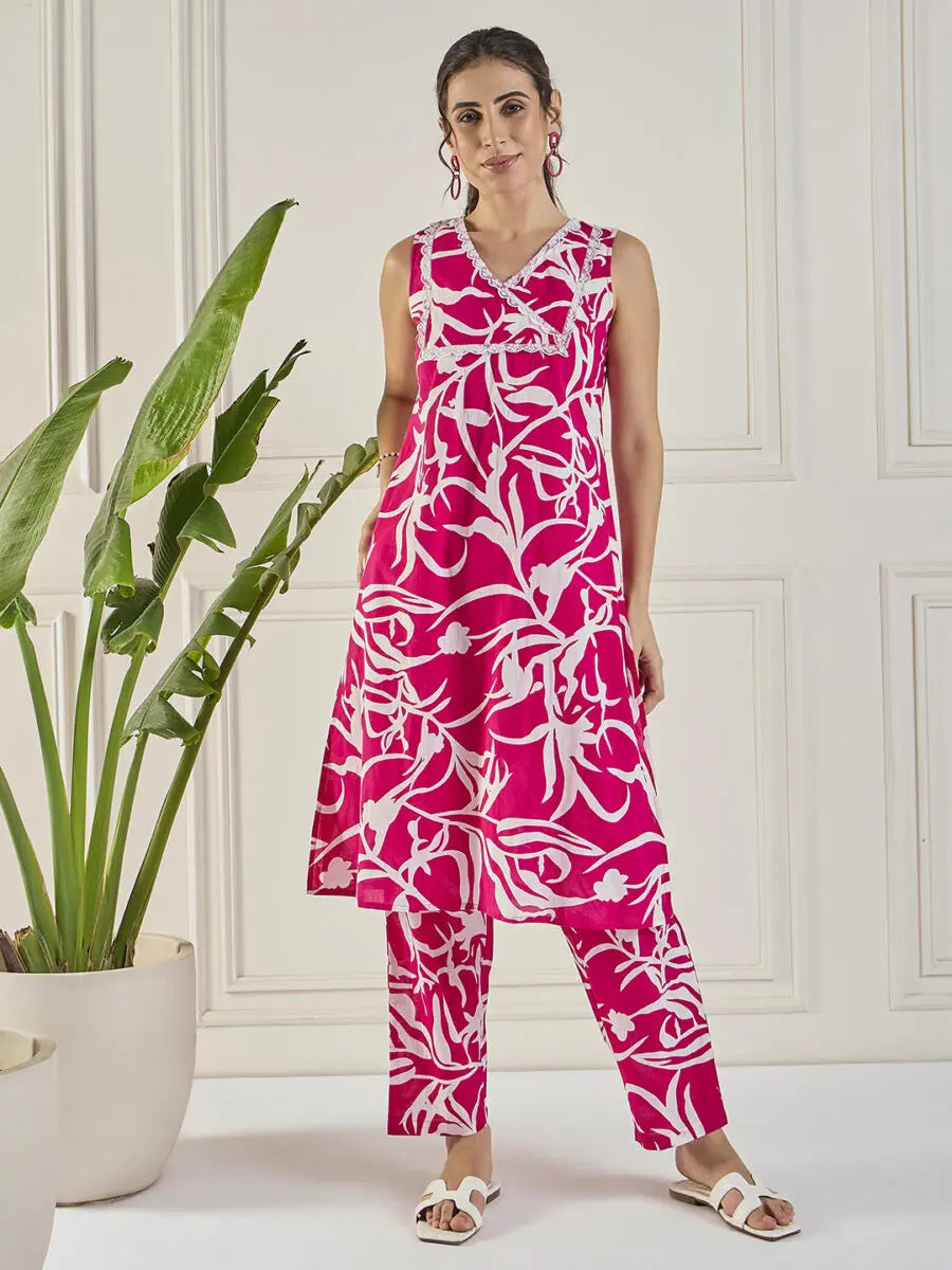 winered-women-pink-lace-detailing-yoke-co-ord-set