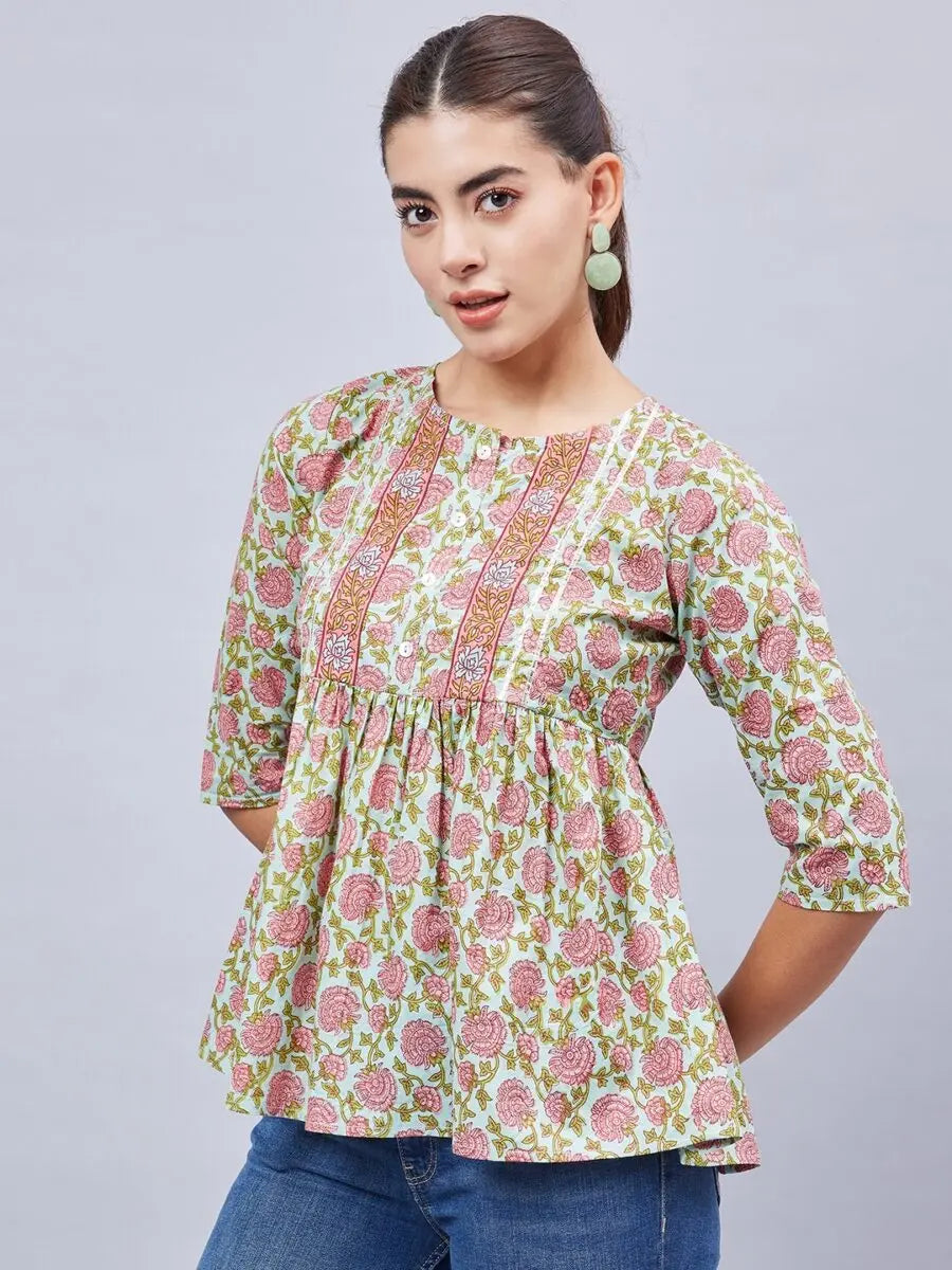 winred-women-green-floral-printed-top