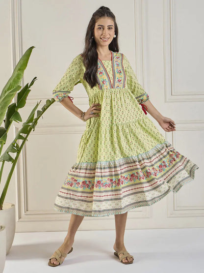 winered-women-lime-placement-print-tiered-dress