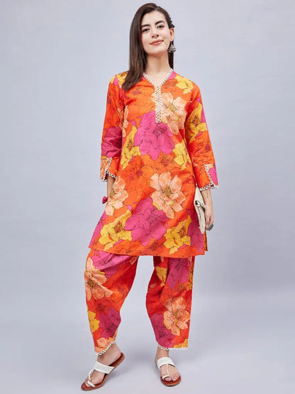 winered-woman-floral-print-v-neck-lace-detailing-co-ord-set