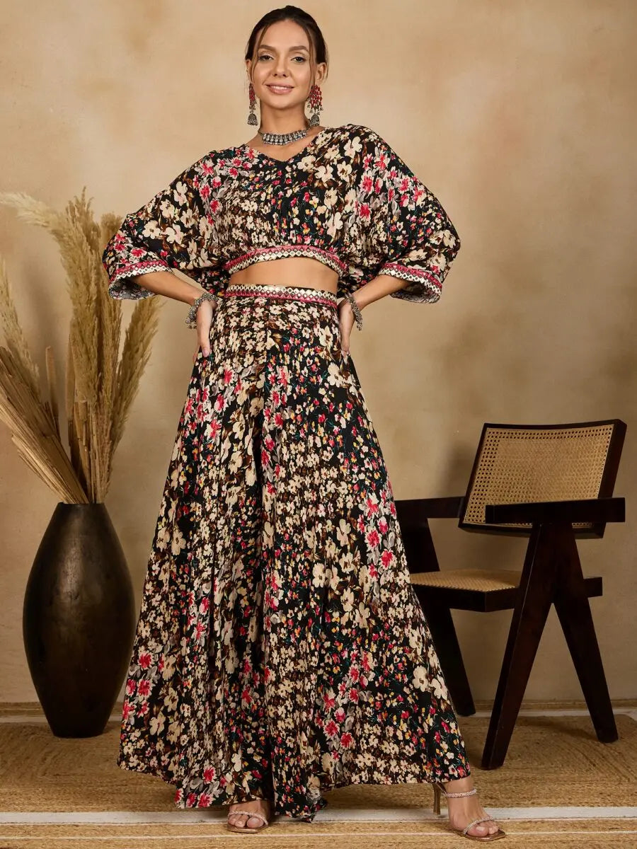 winered-woman-printed-oversized-crop-top-with-flared-pant-set