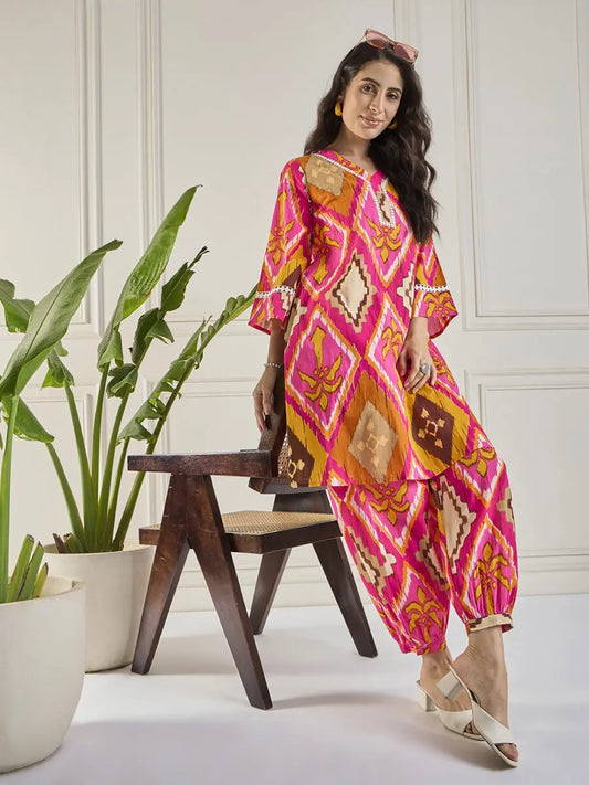 winered-women-pink-neck-sleeve-lace-detailing-co-ord-set