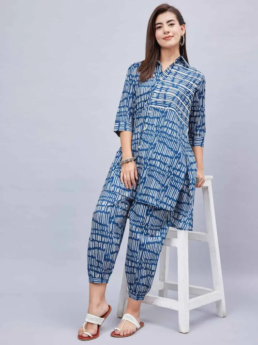 winered-woman-blue-printed-stripe-oversized-ethnic-fashion-co-ord-set