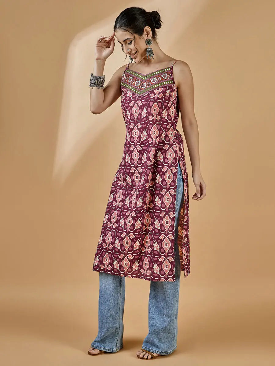 winered-women-rust-abstract-print-strap-kurta