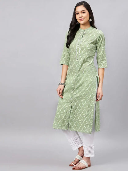 winered-women-green-printed-band-collar-front-slit-kurta-2
