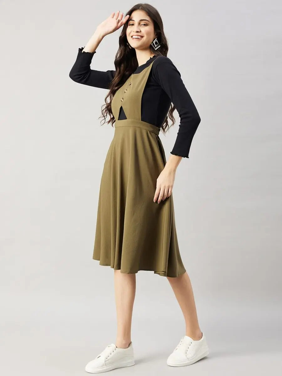 winered-women-green-pinafore-flared-dress